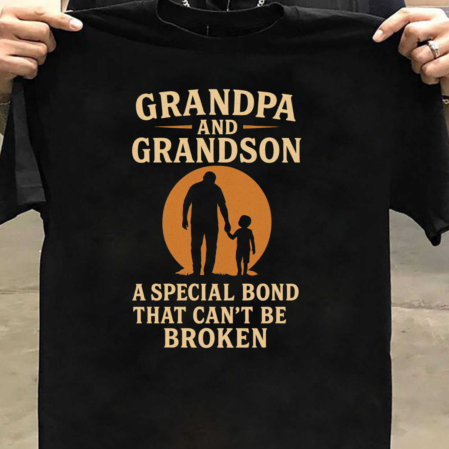 GRANDPA AND GRANDSON, A SPECIAL BOND THAT CAN'T BE BROKEN CLASSIC COTTON T-SHIRT